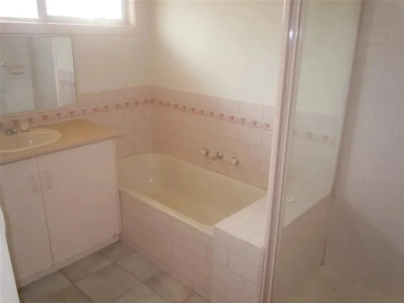 Additional image 6 of 2/129 Canterbury Road, Blackburn VIC 3130