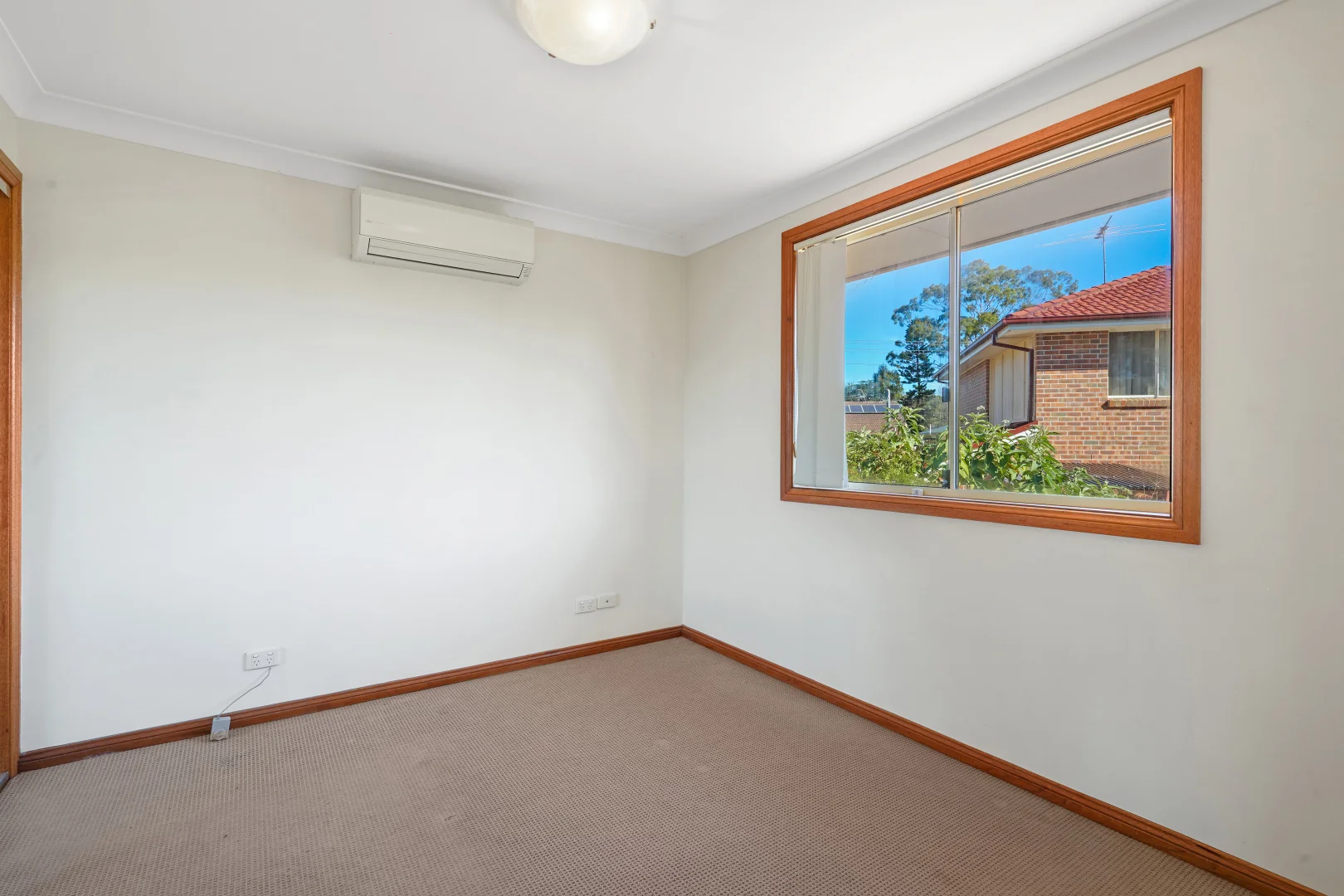 10c Alexander Cres, Macquarie Fields NSW 2564 photo 5