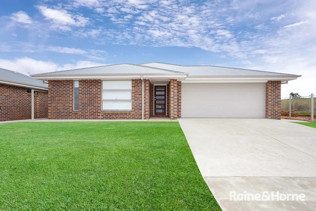 18 Rainbow Drive, Estella NSW 2650
