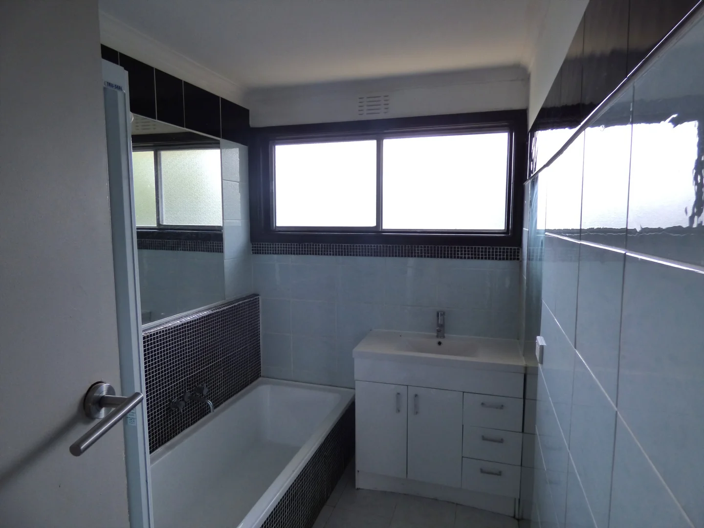 Additional image 8 of 12B Geoffrey Street, Myrtleford VIC 3737