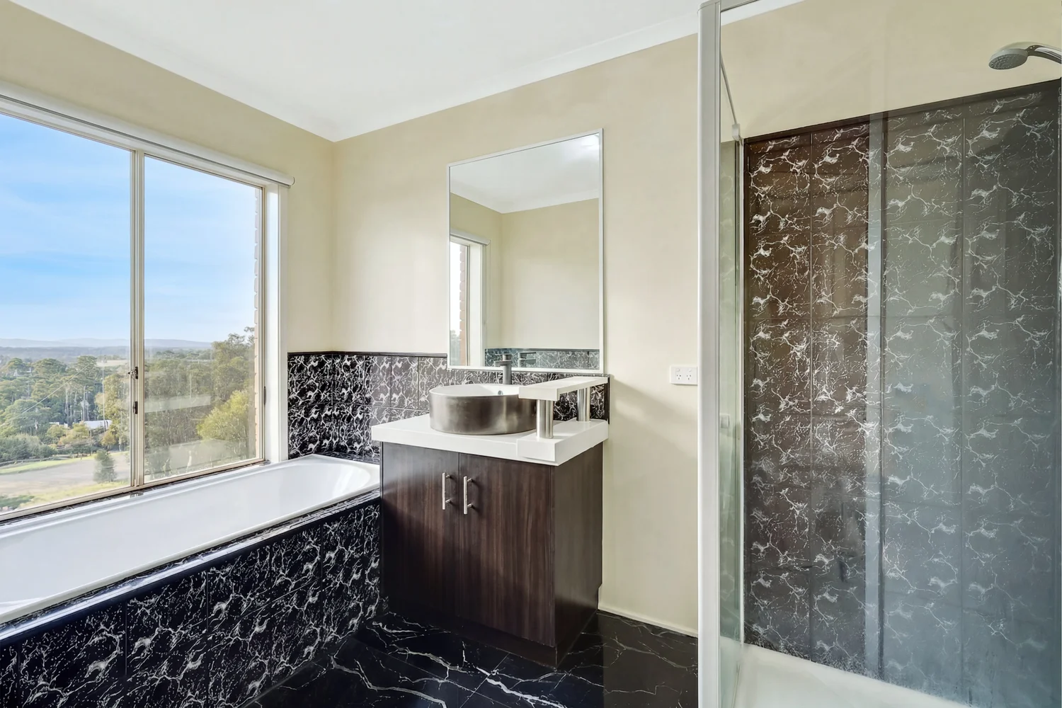 Additional image 10 of 85 Pecks Road, Sydenham VIC 3037