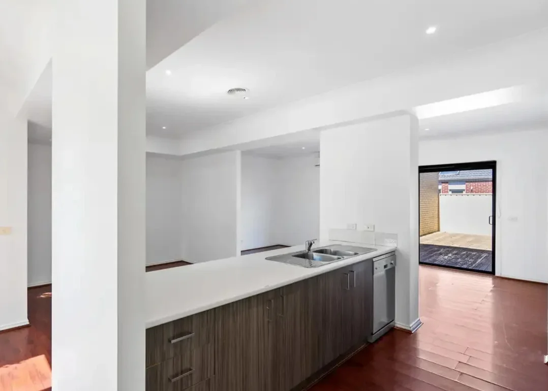Additional image 4 of 261 Windrock Avenue, Craigieburn VIC 3064