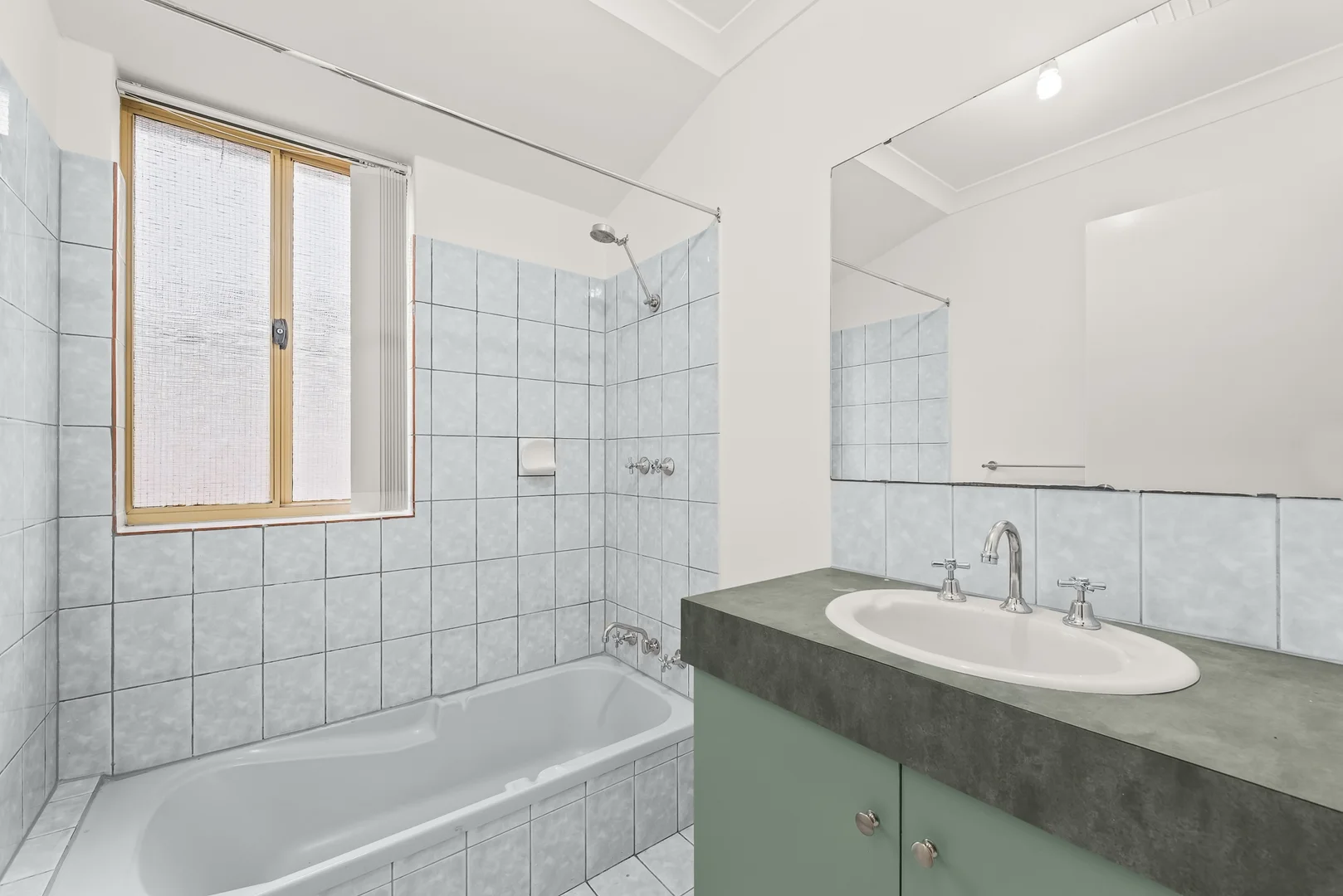 Additional image 10 of 15 Luderick Grove, Warnbro WA 6169