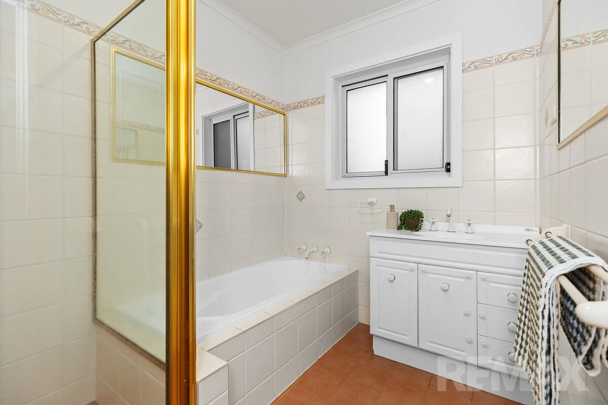 Additional image 15 of 9 Avon Avenue, Lake Albert NSW 2650