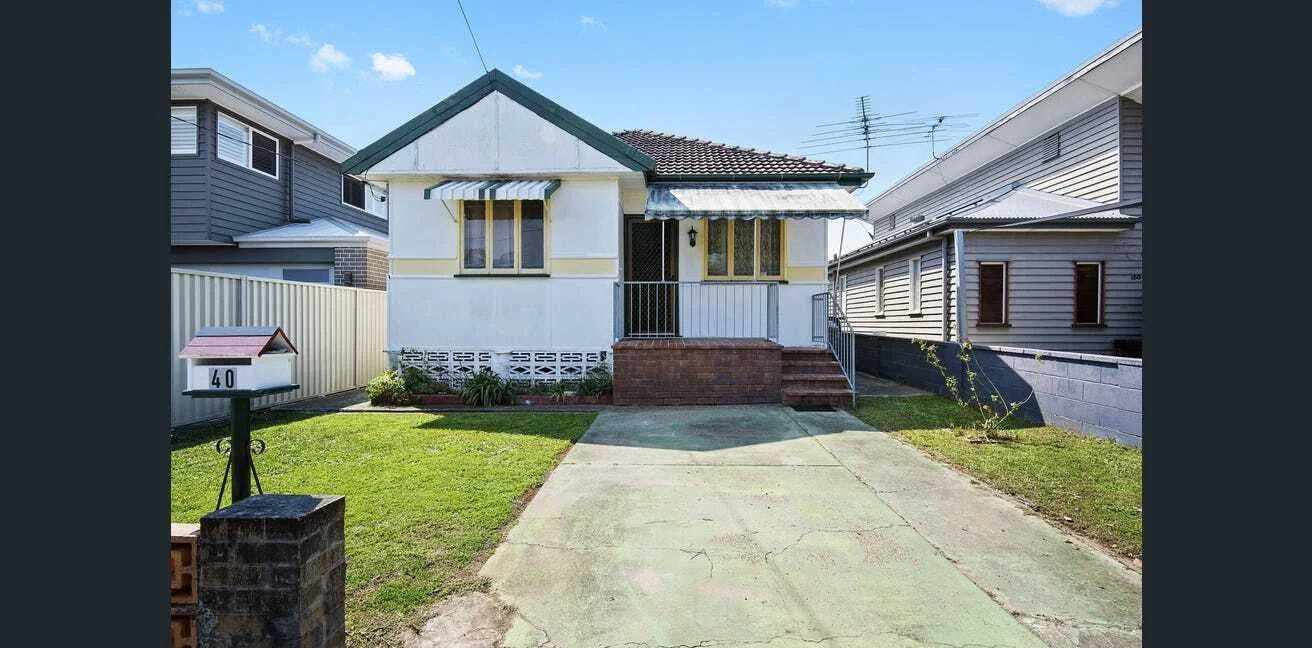 40 King Street, Woody Point QLD 4019