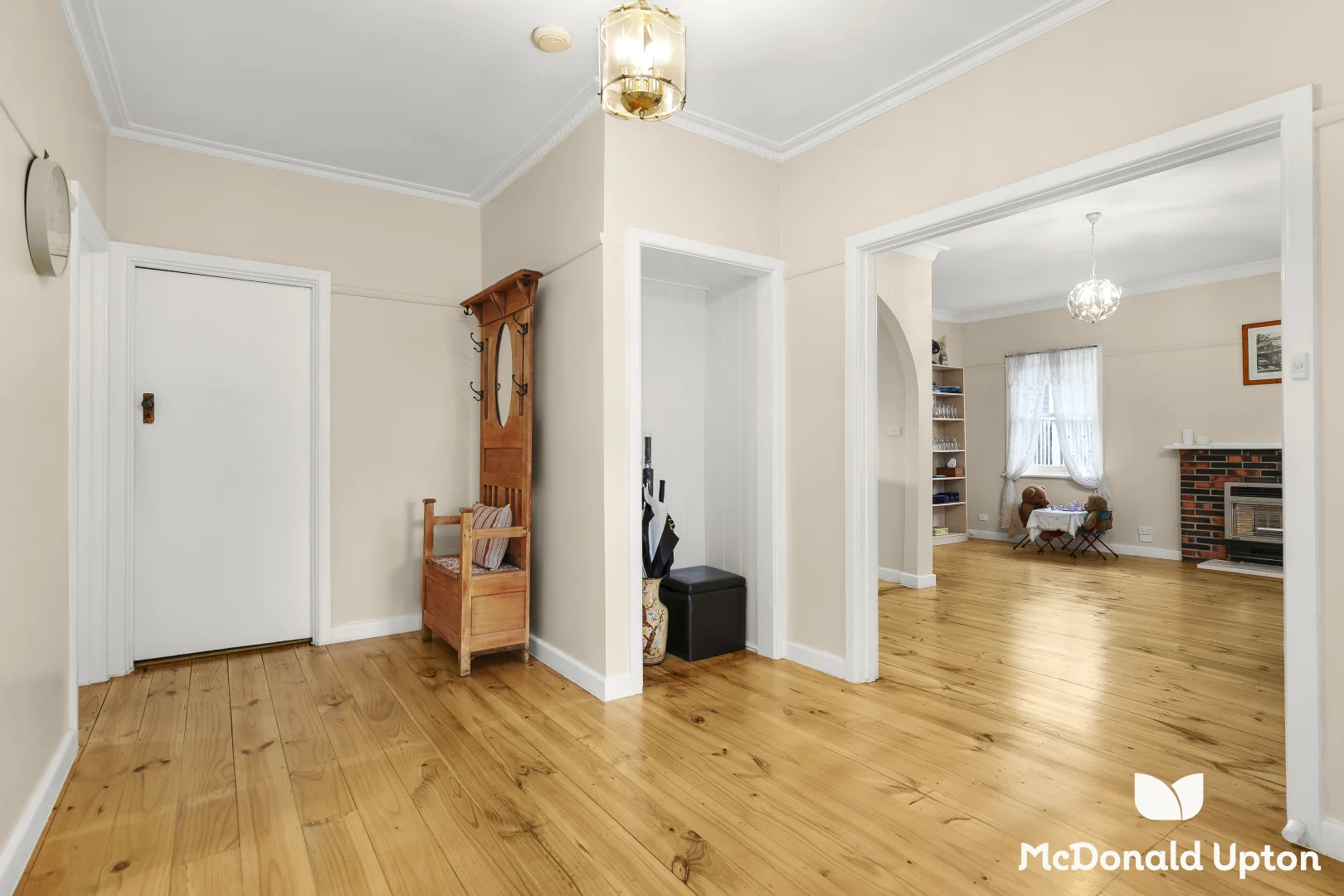 Additional image 2 of 8 Dagonet Street, Strathmore VIC 3041