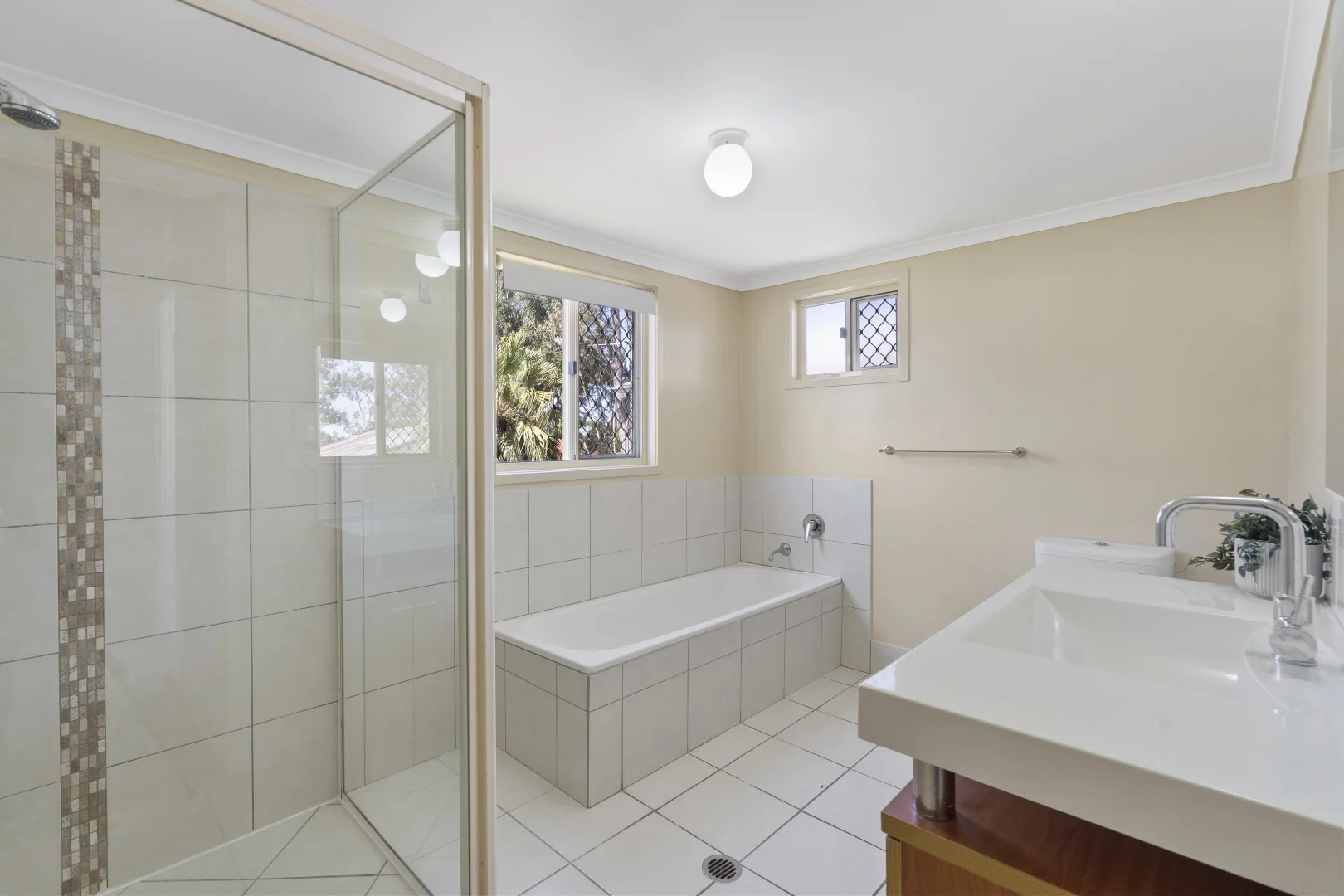 Additional image 14 of 54 Muriel Street, Redland Bay QLD 4165