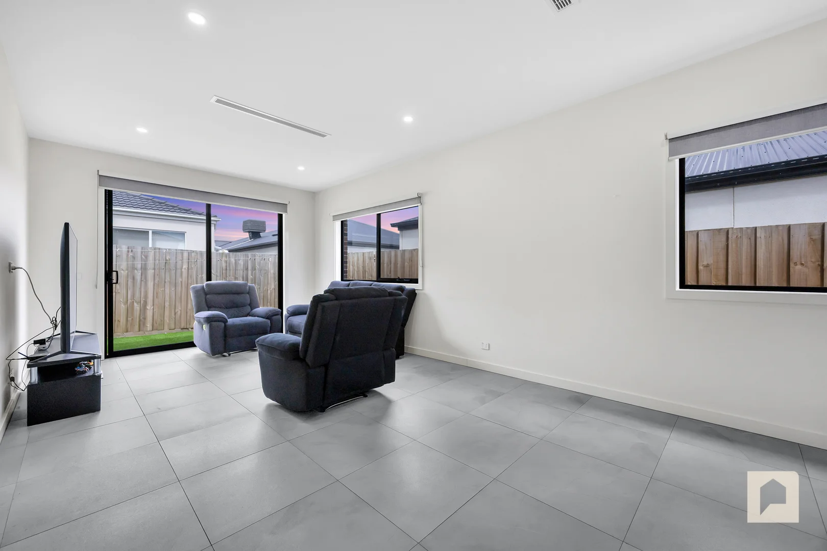Additional image 10 of 10 Sparrowhawk Crescent, Deanside VIC 3336