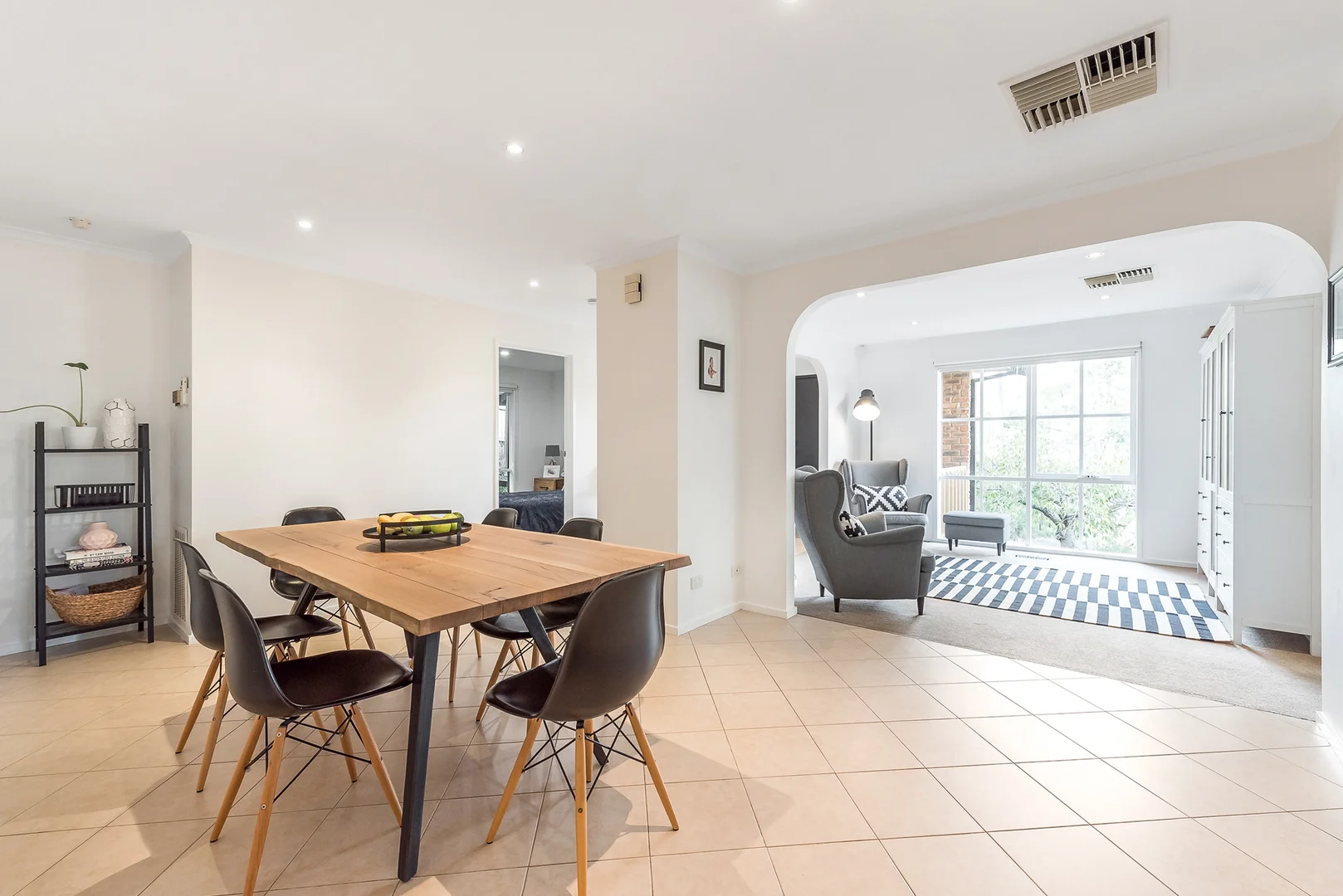Additional image 4 of 2 Nalinga Court, Warranwood VIC 3134