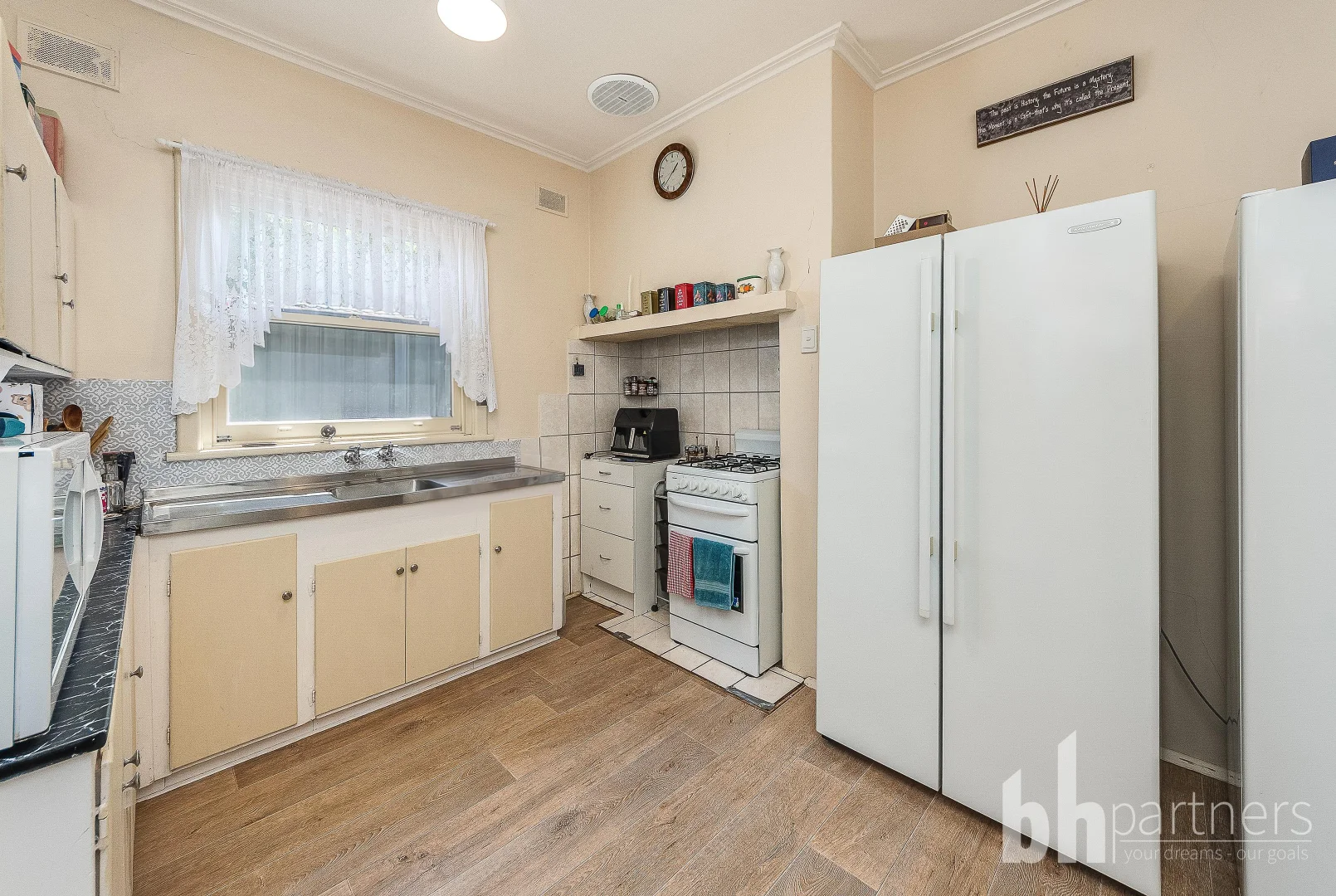 Additional image 5 of 19-20 Trenaman Crescent, Berri SA 5343