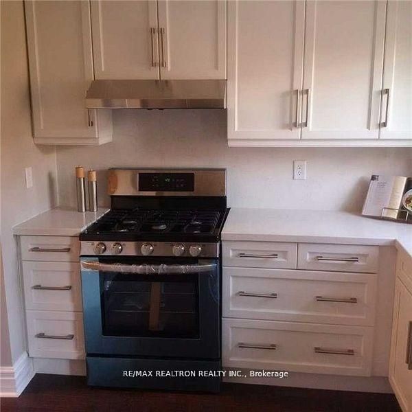 Additional image 5 of Main-3 Lanark Avenue, Toronto, ON, M6C 2B2