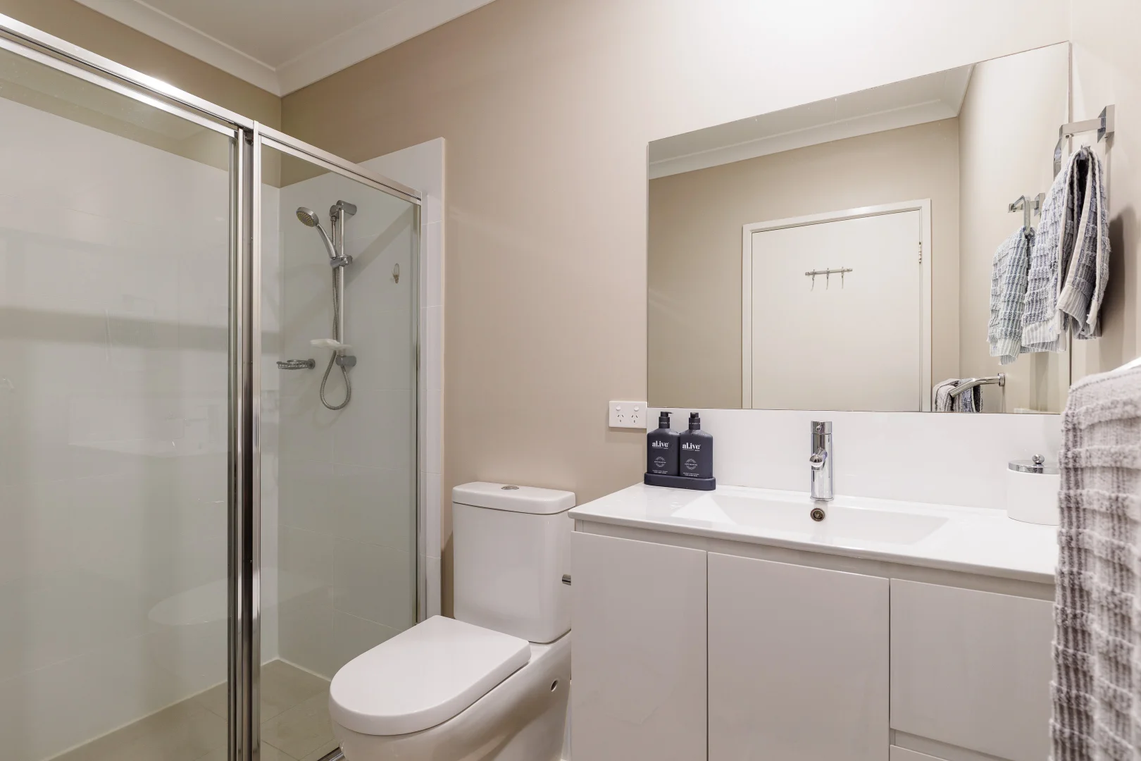 Additional image 10 of Unit 13/45 Enderby Street, Mawson ACT 2607