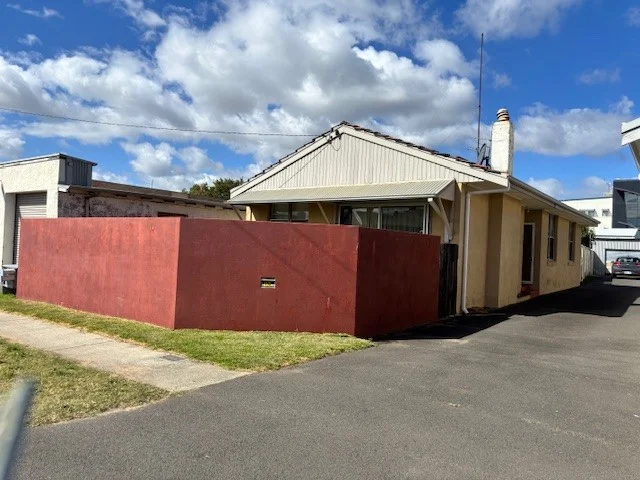 15A Symmons Street, Bunbury WA 6230