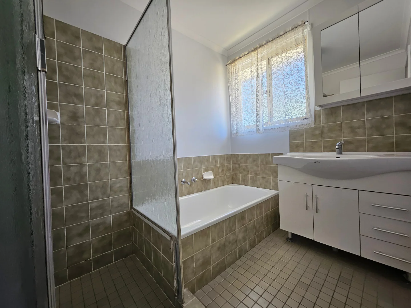Additional image 8 of 23 Pioneer Dr, Roxby Downs SA 5725