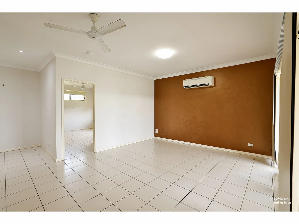 34 Lamb Avenue, Gracemere QLD 4702 photo 3