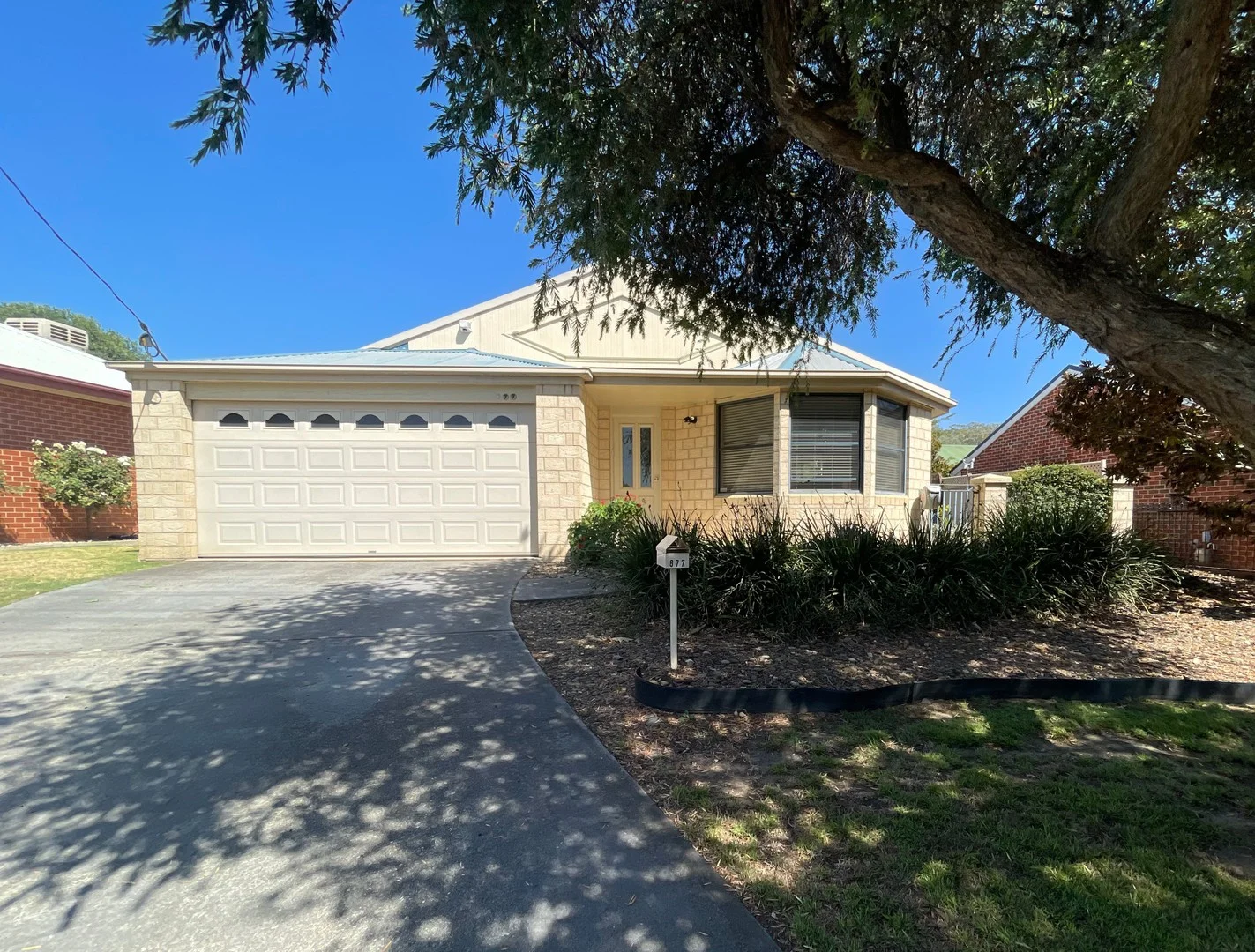 877 Tenbrink Street, Glenroy NSW 2640