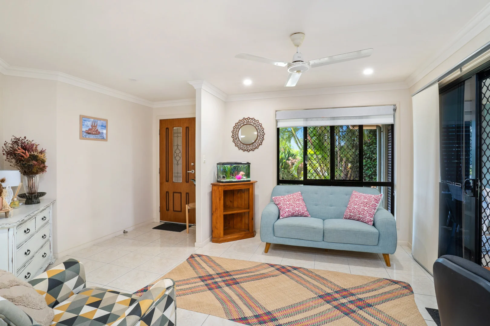 6 Kristin Close, Gracemere QLD 4702 photo 2