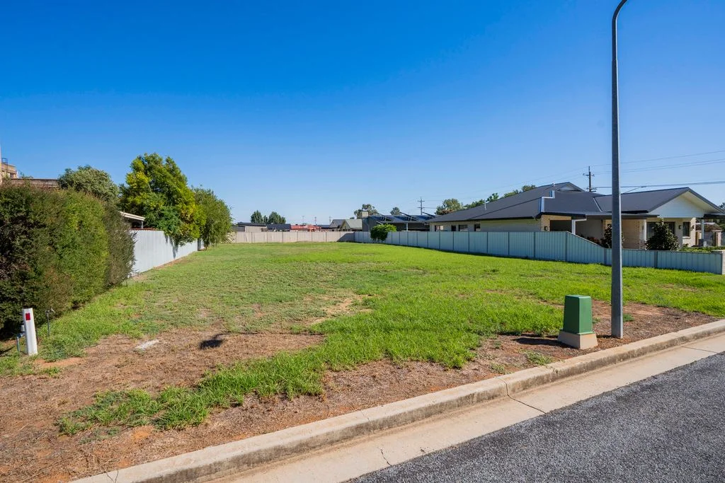 15 McCaughey Place, Yanco NSW 2703 photo 2