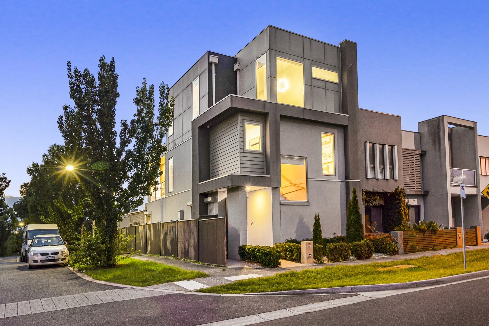 139 The Esplanade, Caroline Springs VIC 3023