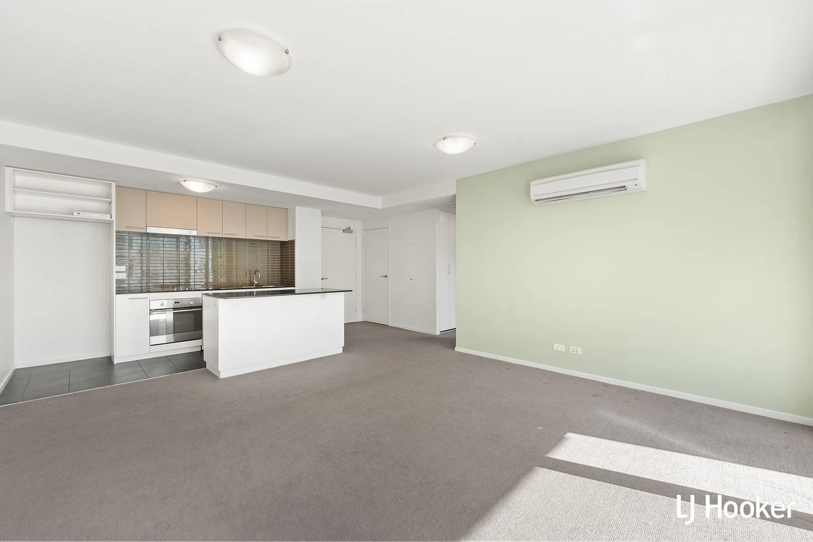 54/57 Benjamin Way, Belconnen ACT 2617 photo 3