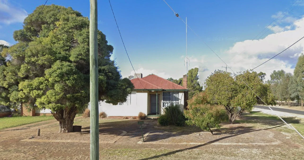 1 Gobondery Street, Trundle NSW 2875