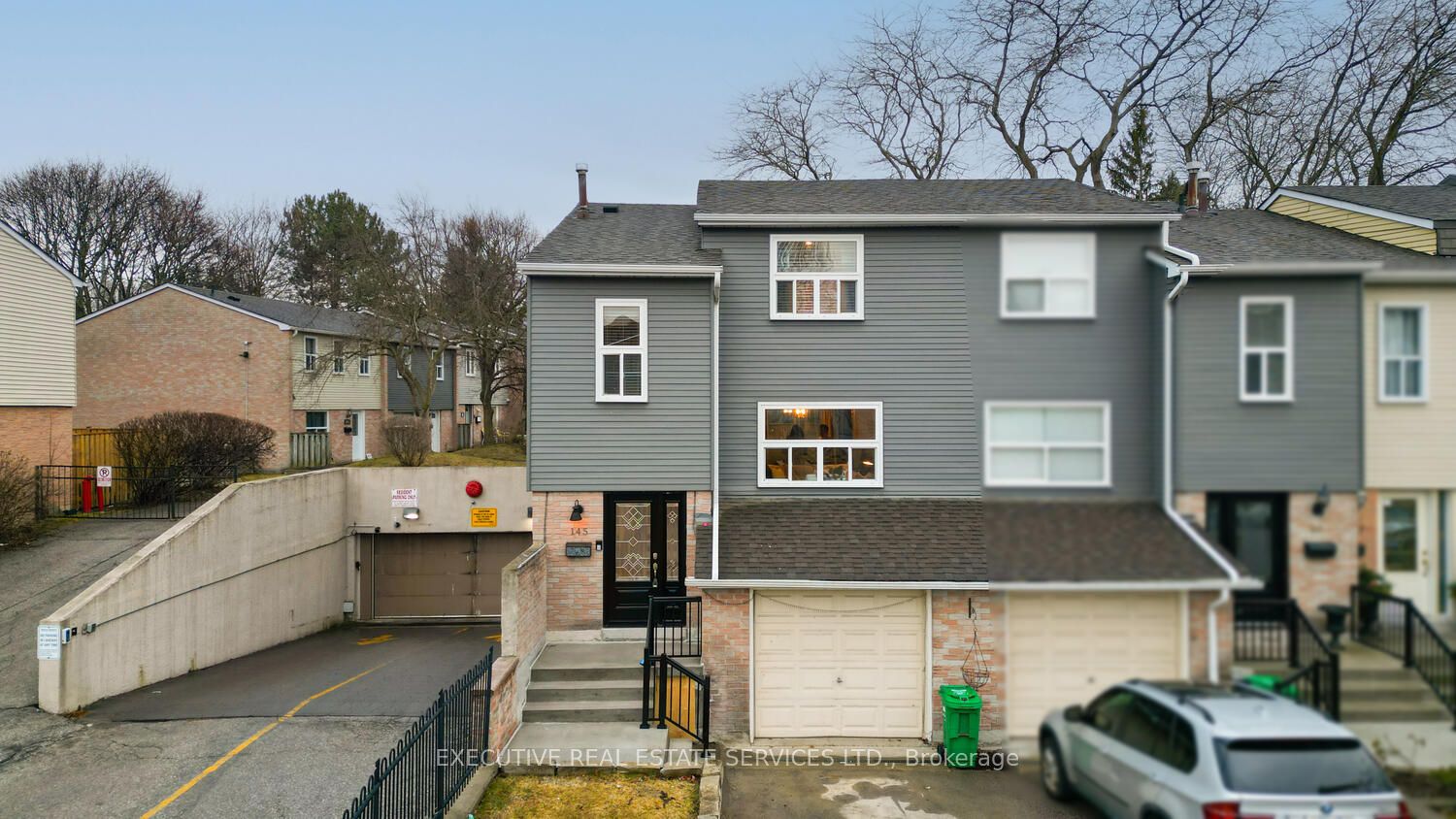 145-1050 Shawnmarr Road, Mississauga, ON, L5H 3V1