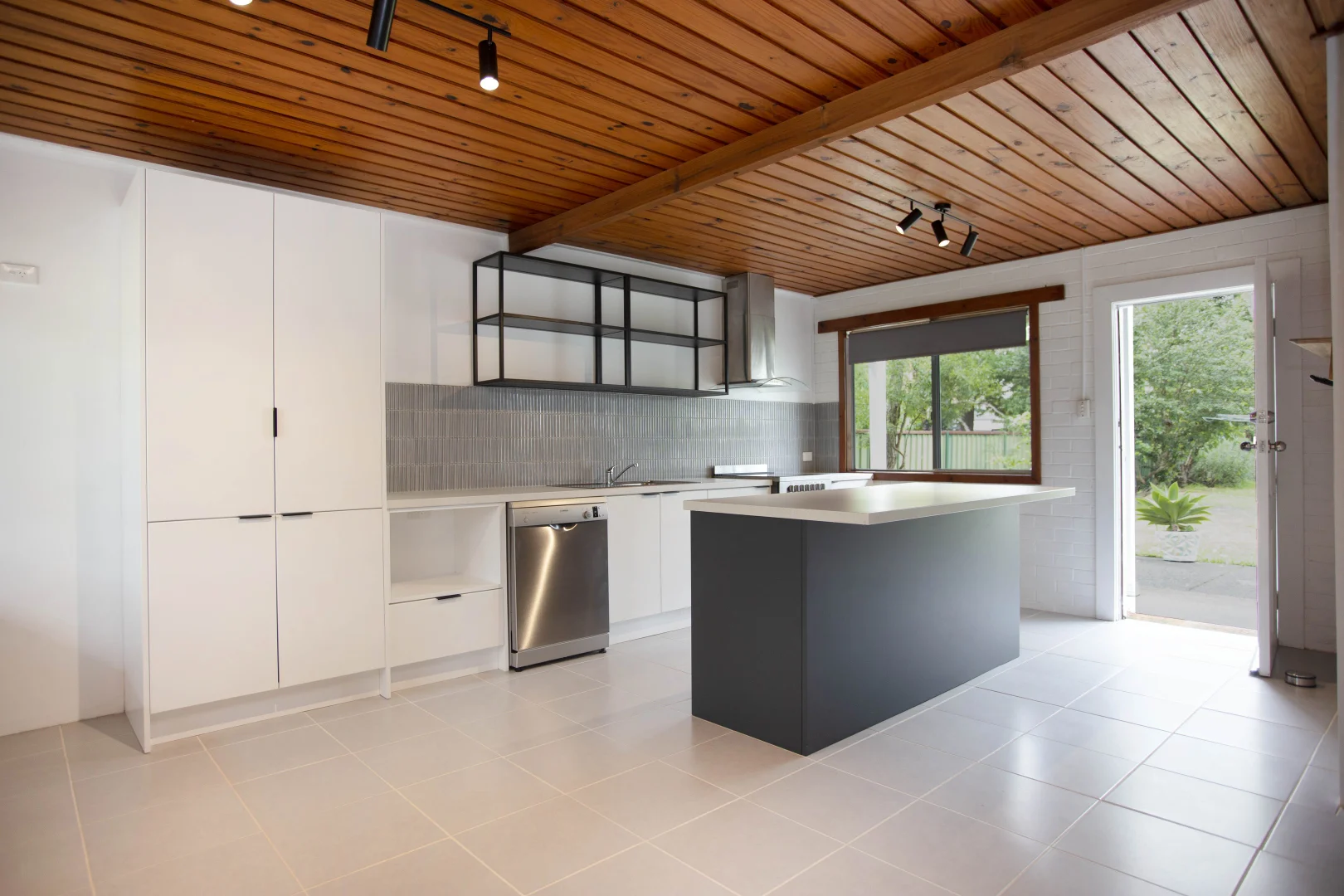 Additional image 3 of 2/20 Yamba Street, Hawks Nest NSW 2324