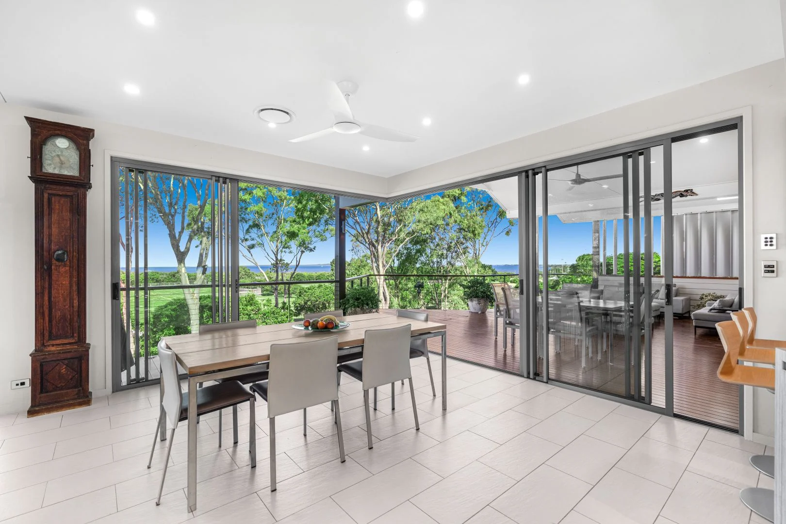 Additional image 2 of 50 Saunders Place, Wynnum QLD 4178