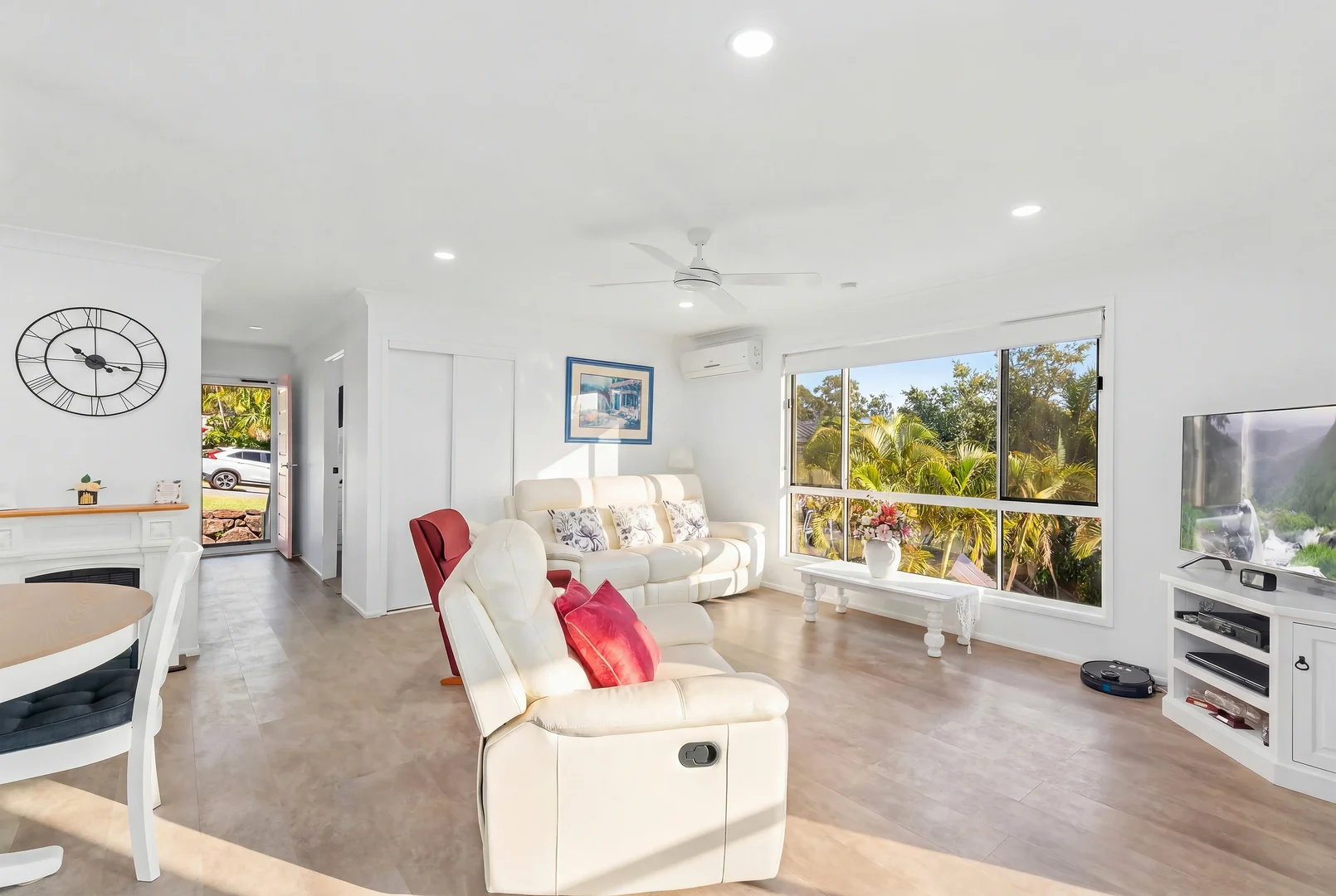 Additional image 6 of 4 Correa Court, Elanora QLD 4221
