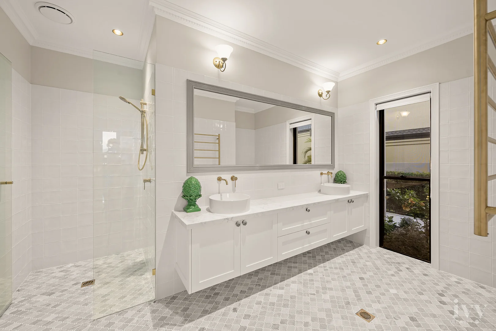 Additional image 24 of 5-7 Queen Guineveres Place, Sovereign Islands QLD 4216