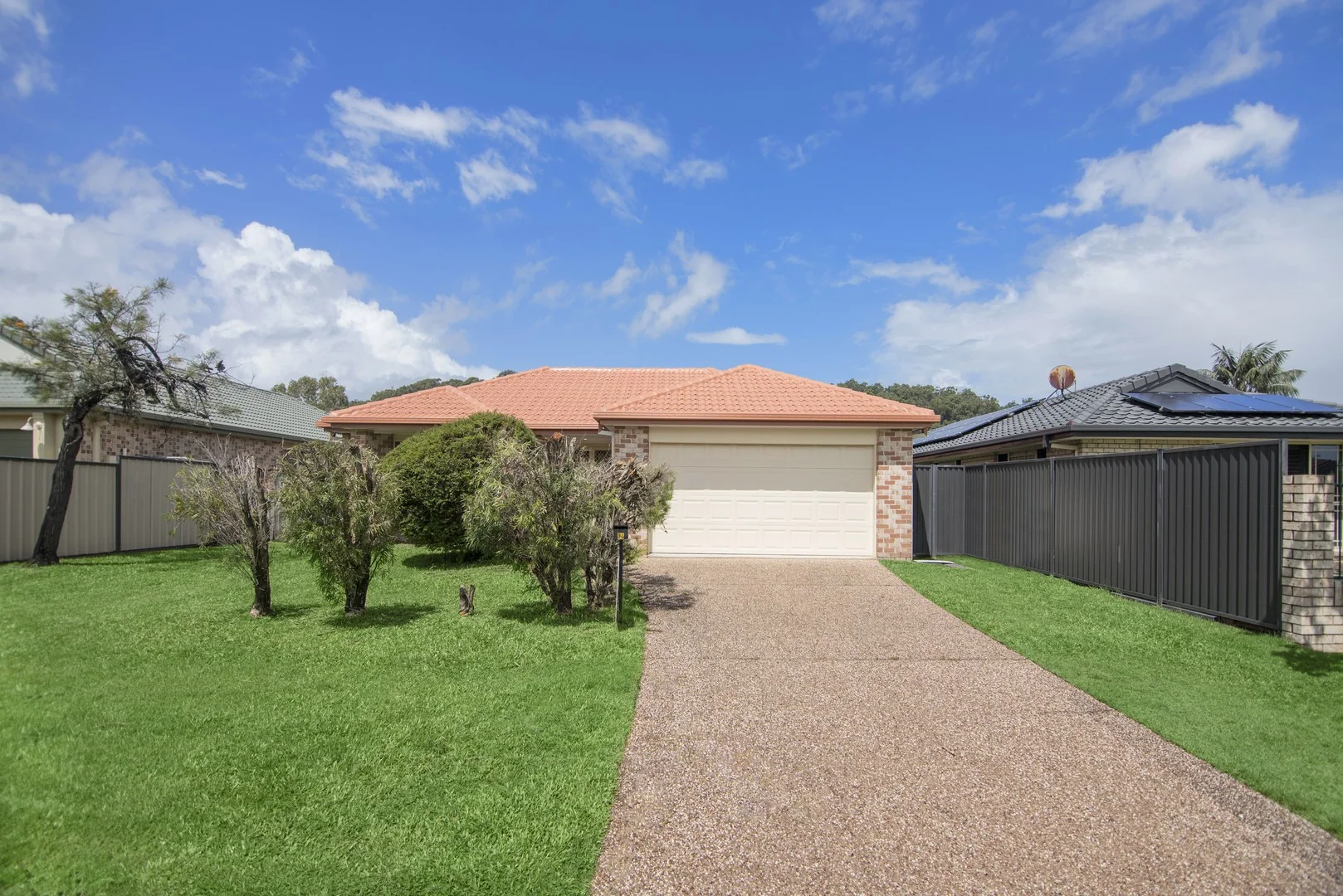 34 Chippendale Crescent, Currumbin Waters QLD 4223