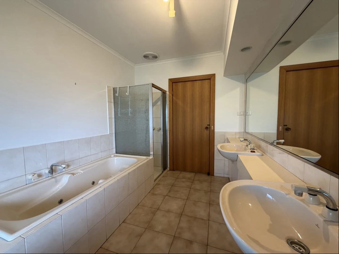 Additional image 16 of 53 Bulla Road, Bulla VIC 3428