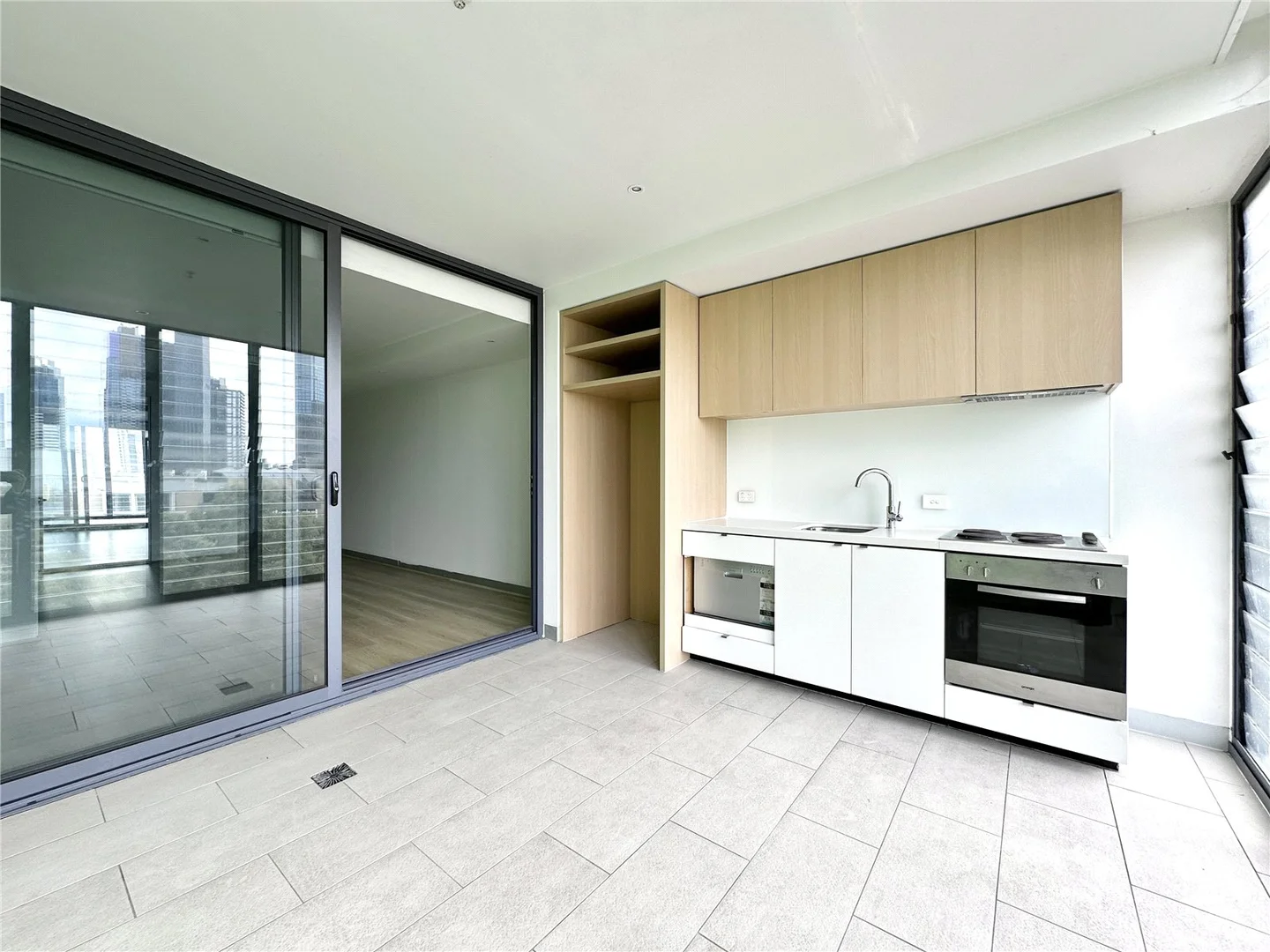 Additional image 8 of 802/565 Flinders Street, Melbourne VIC 3000