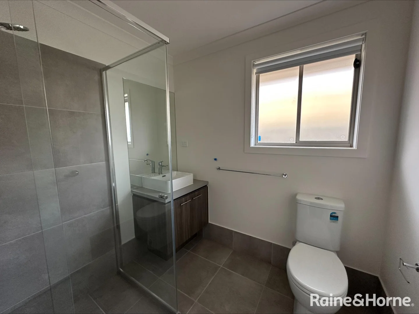 28 Francesca Boulevard, Munno Para West SA 5115 photo 4