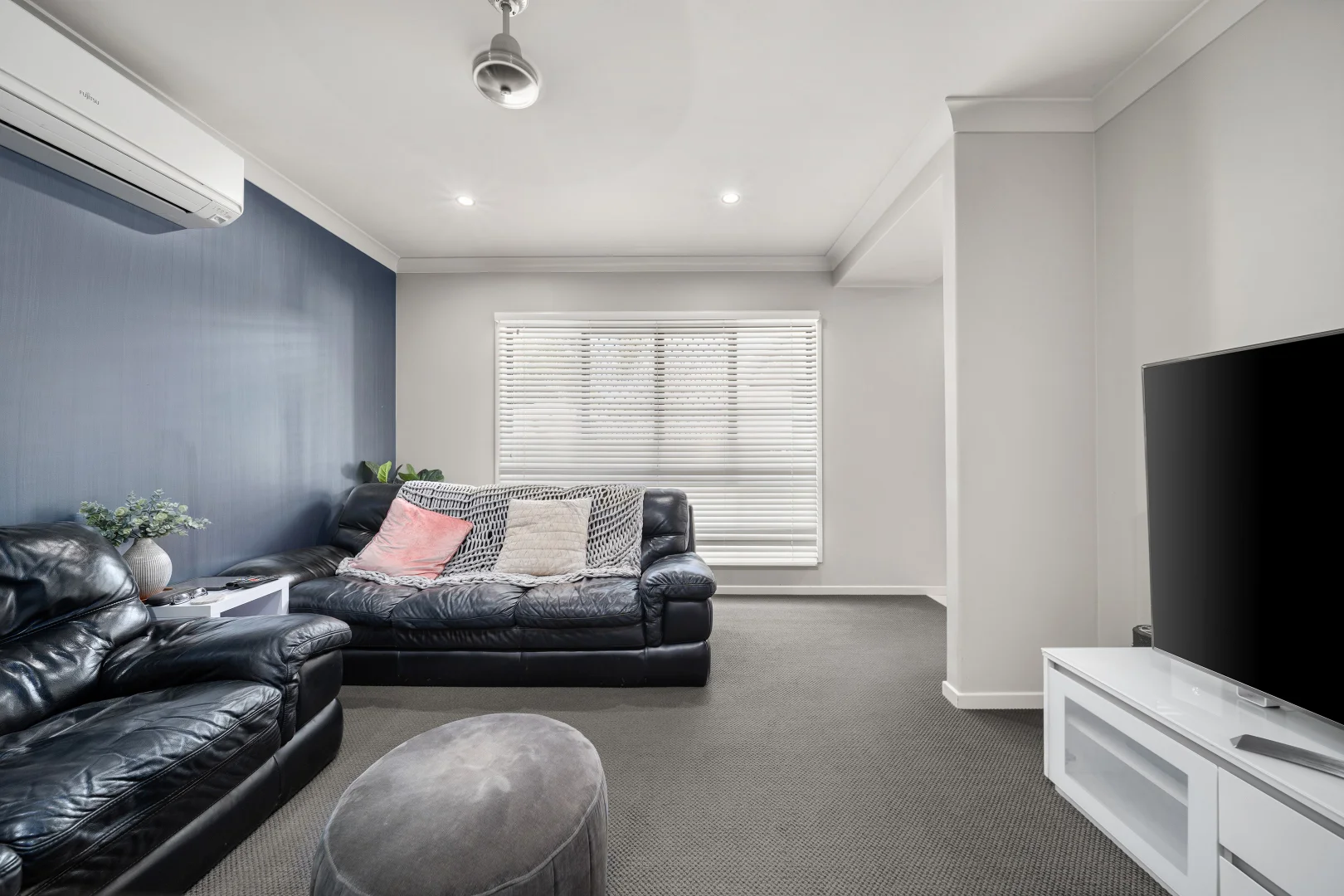 11 Coldstream Street, Emerald QLD 4720 photo 4