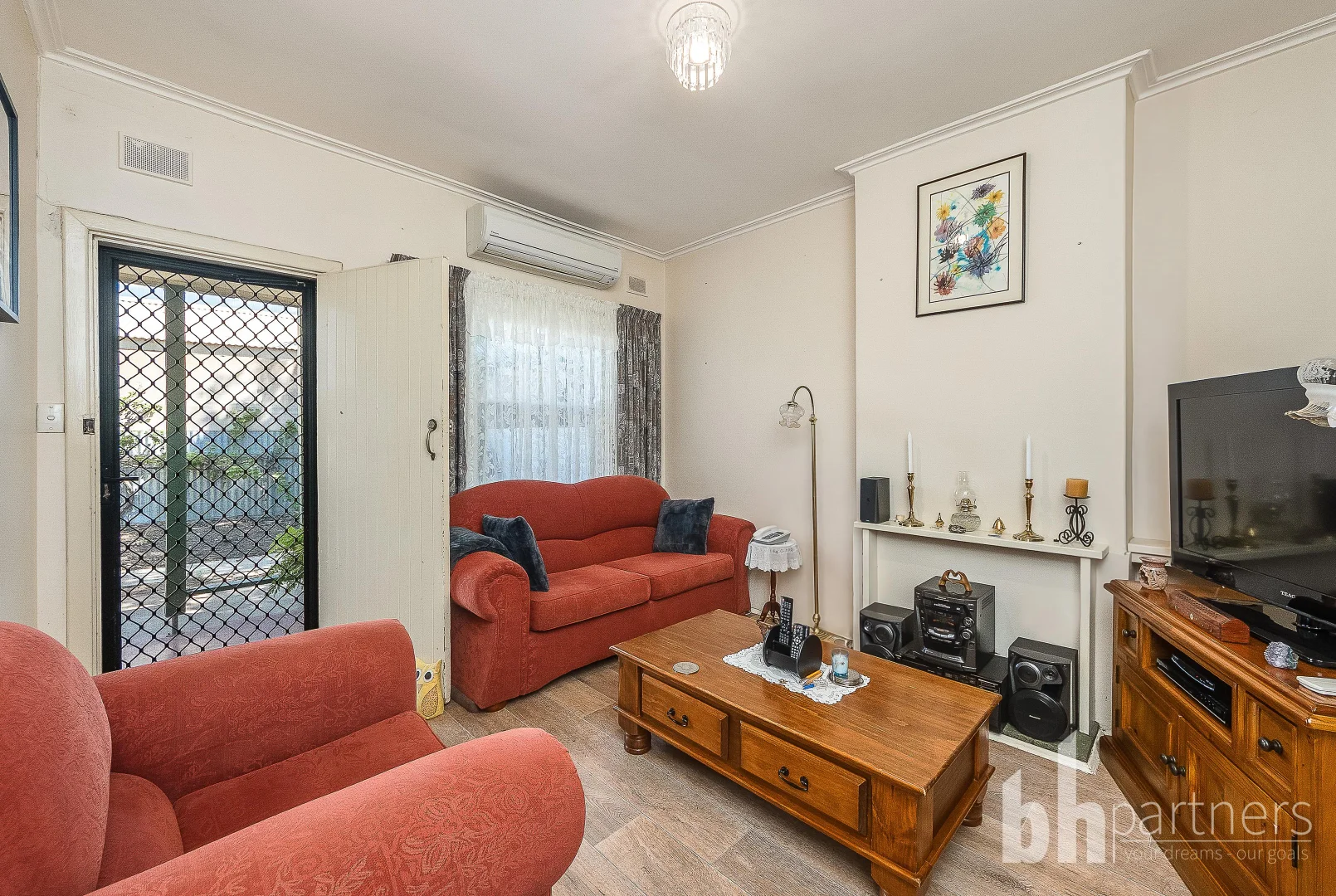 Additional image 3 of 19-20 Trenaman Crescent, Berri SA 5343