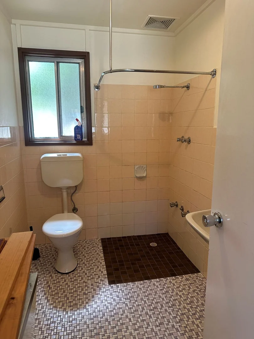 Additional image 7 of Units 1-6/2 Kent Crescent, Waikerie SA 5330