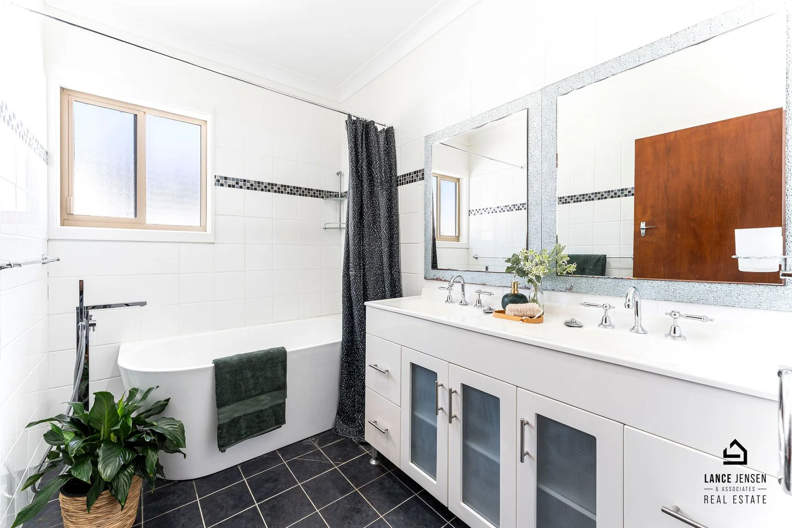 Additional image 12 of 32 Brentor Street, Belmont North NSW 2280