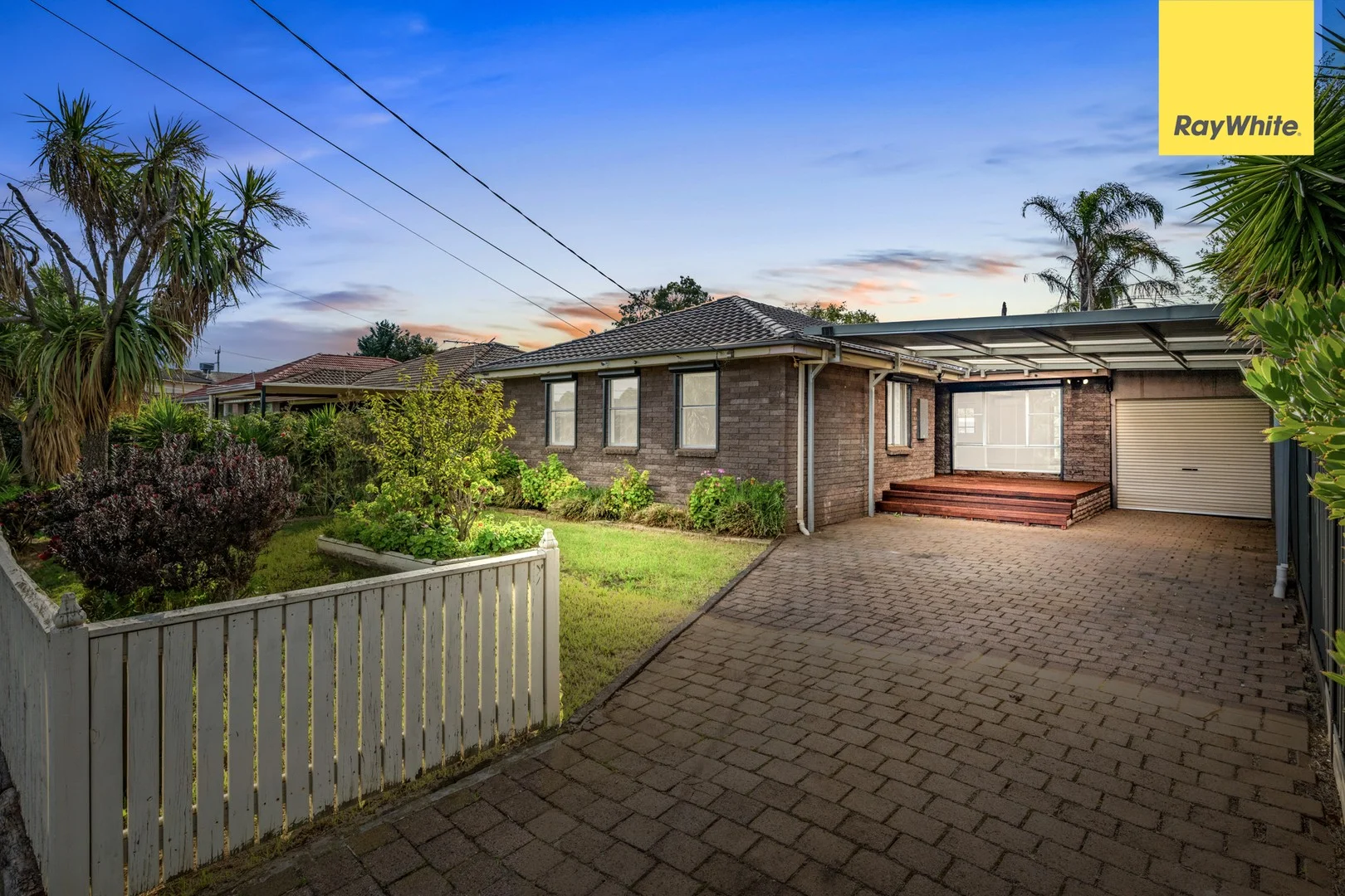 40 Marina Drive, Melton VIC 3337