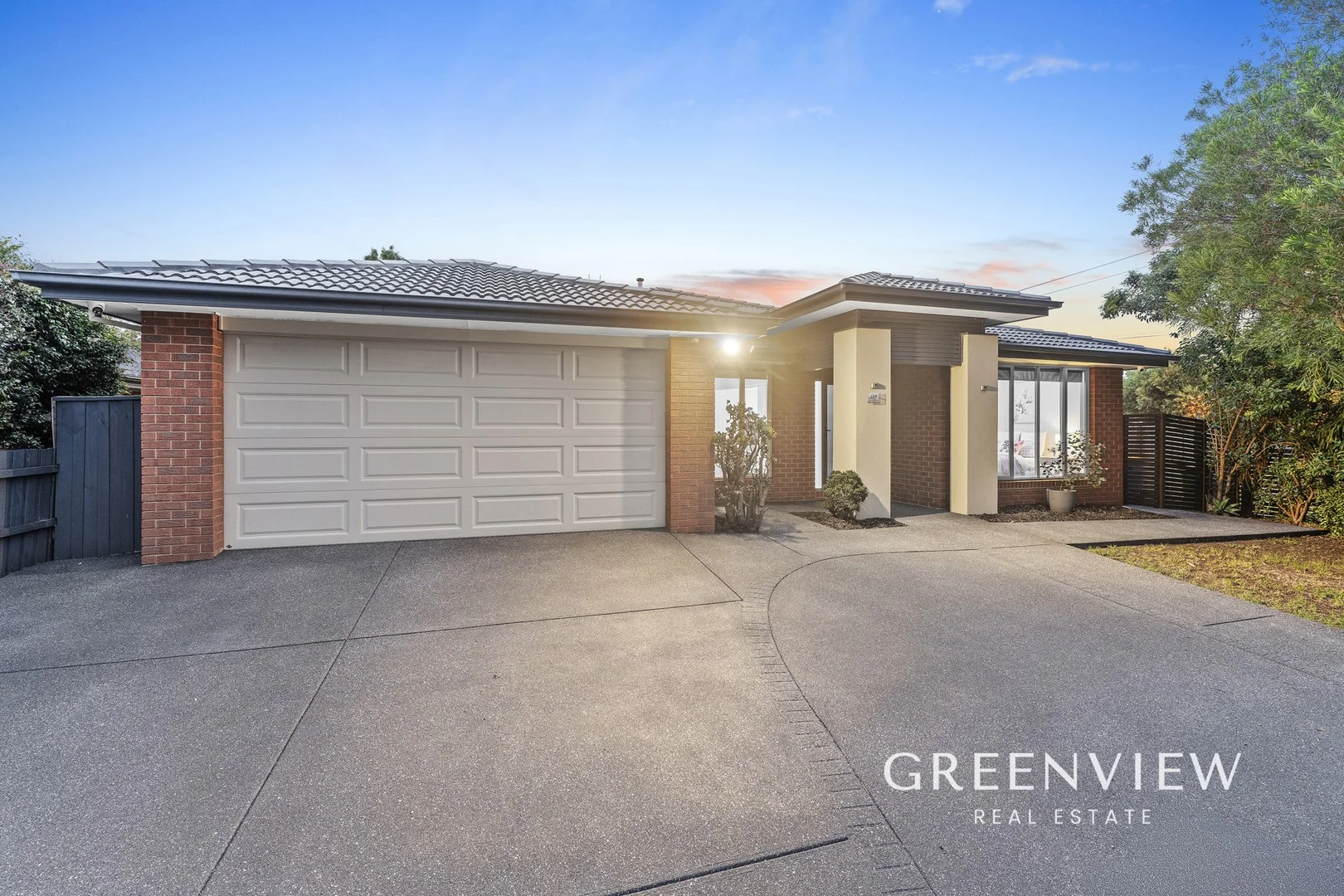 117 Waverley Park Drive, Cranbourne North VIC 3977