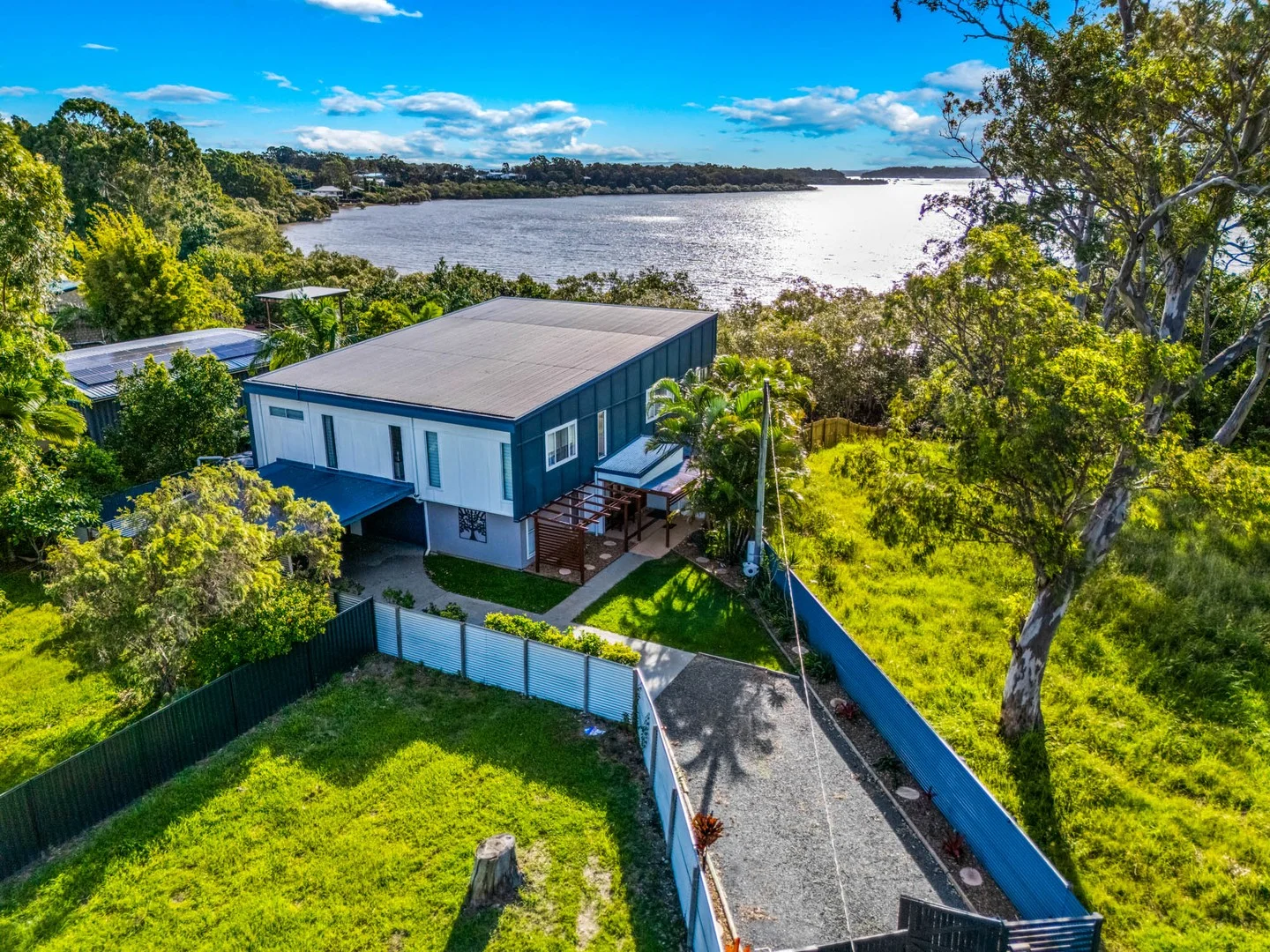 4 Hogan Court, Russell Island QLD 4184