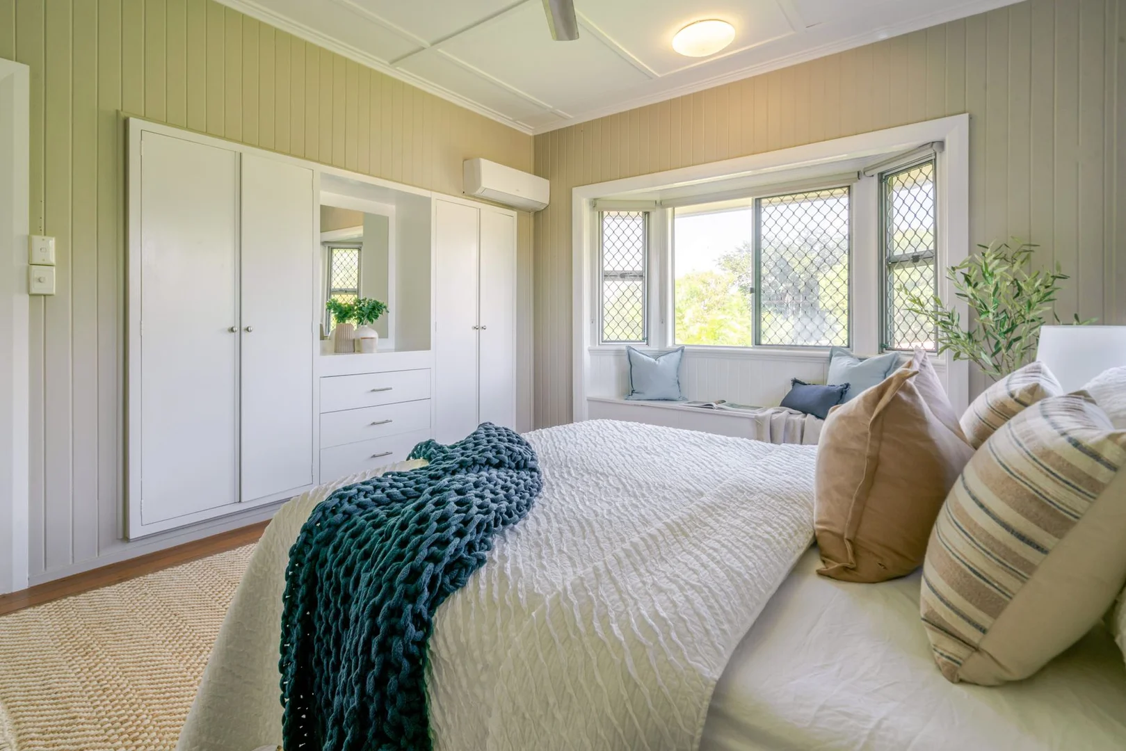 Additional image 37 of 28 Earl, Westcourt QLD 4870