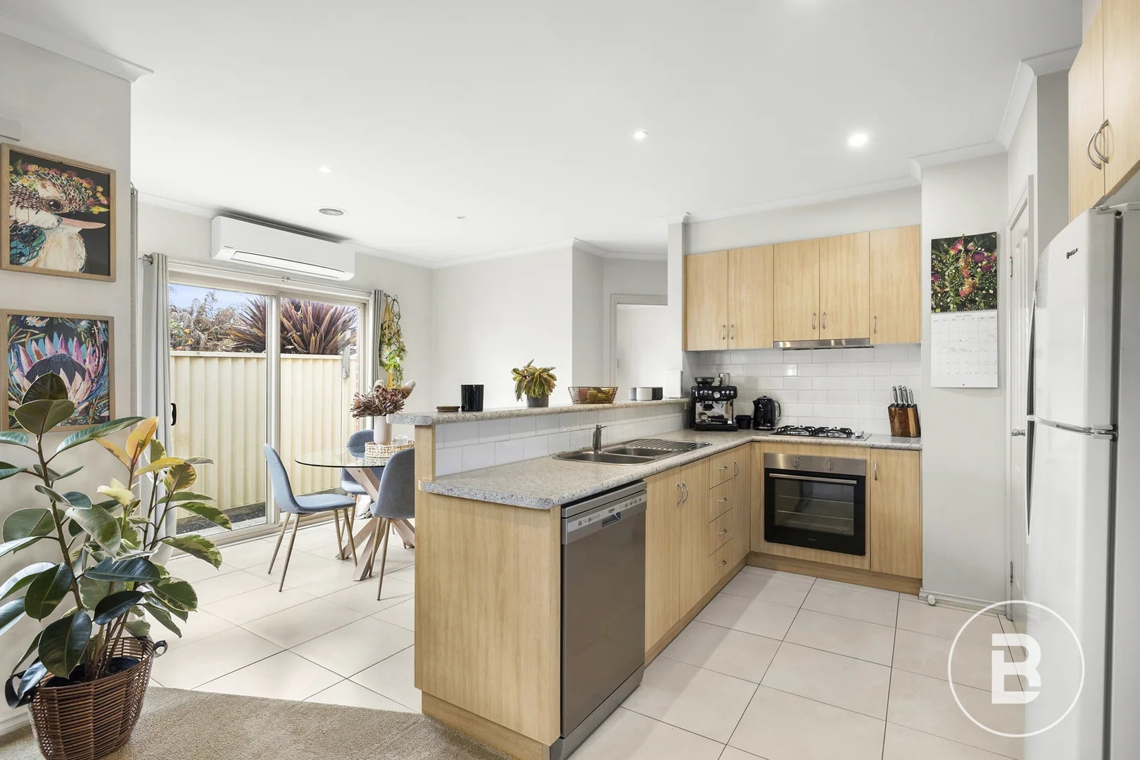 22 Westcliffe Crescent, Sebastopol VIC 3356 photo 5
