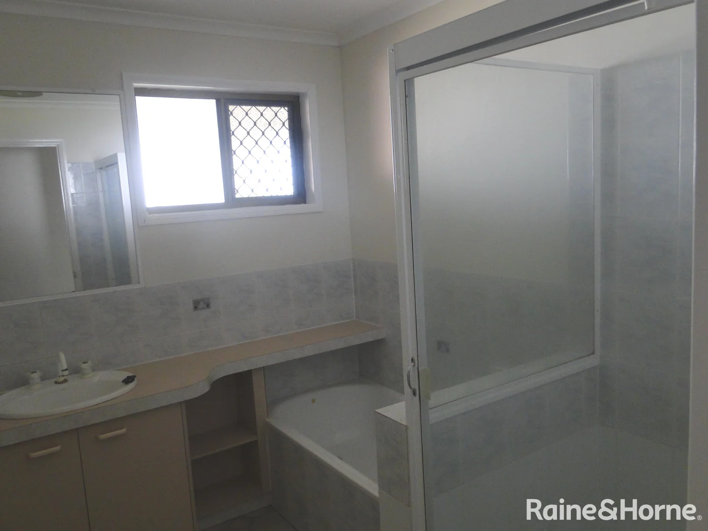 Additional image 5 of 3 FAWLEY CLOSE, Telina QLD 4680