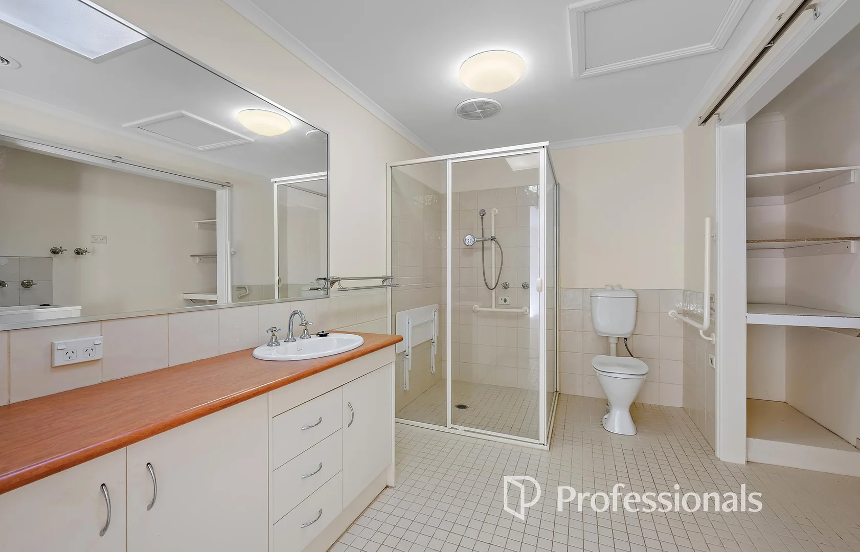 Additional image 11 of 3/5 Pleasant Street, Kilsyth VIC 3137