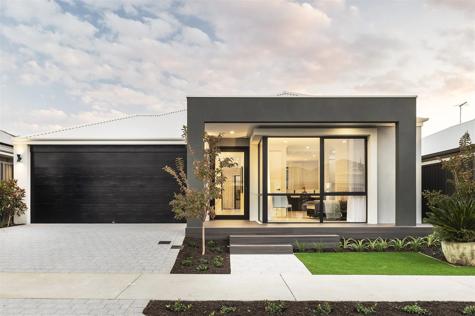 LOT704 Headley Street, Lakelands WA 6180