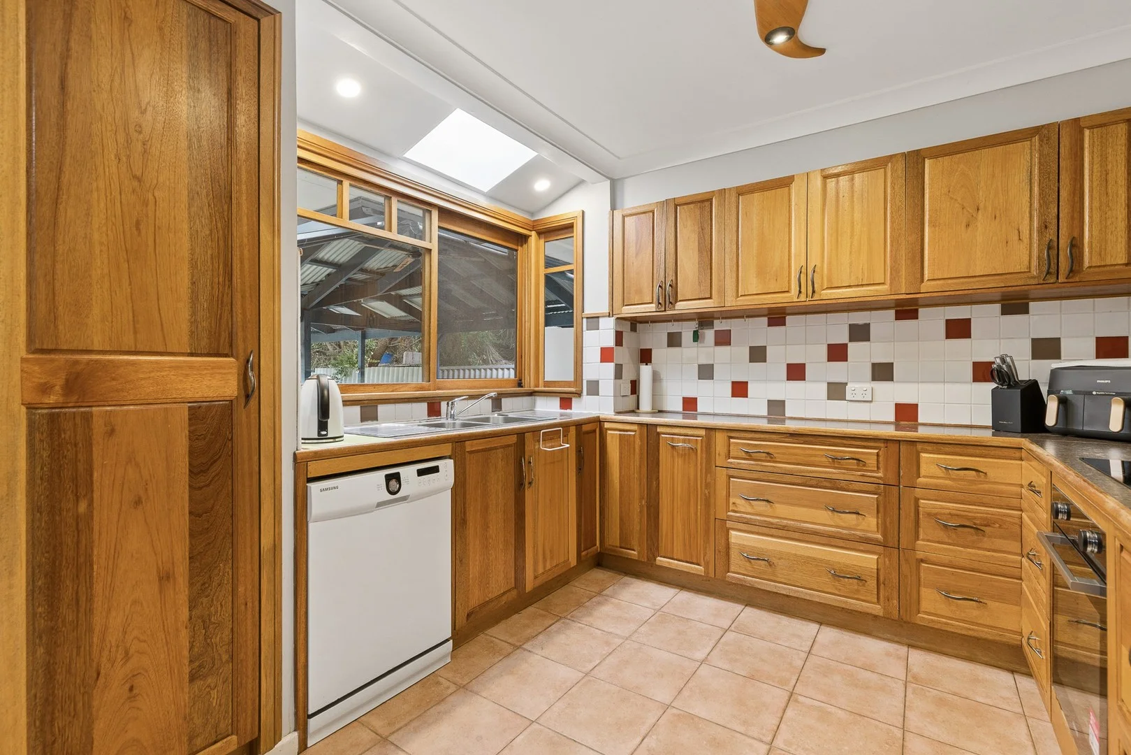 4 Atherton Close, Greenfields WA 6210