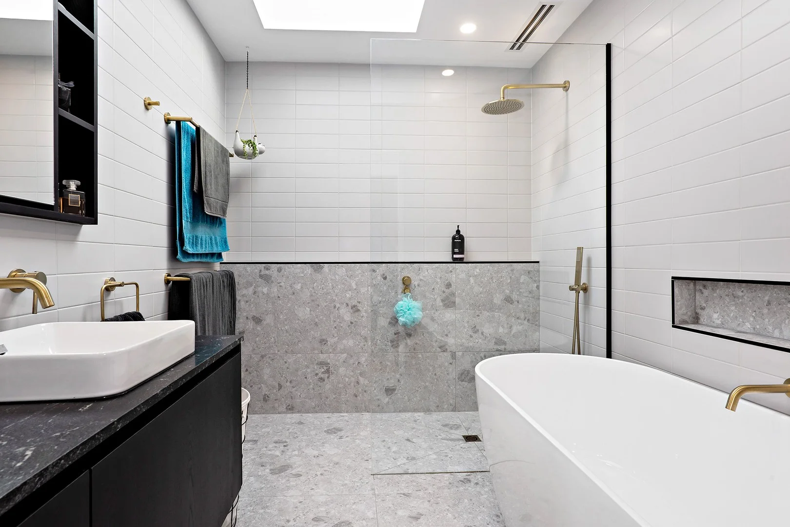 2/13 Kitchener Road, Croydon VIC 3136