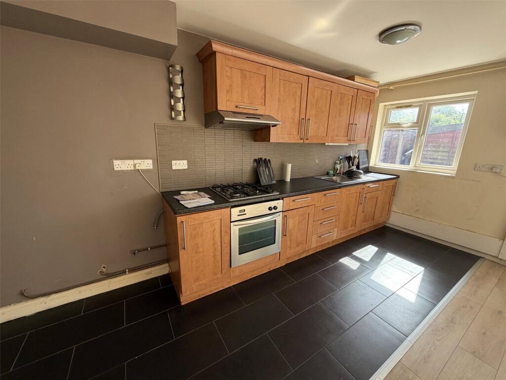 Murrell Close, Birmingham, Birmingham, Birmingham, B5