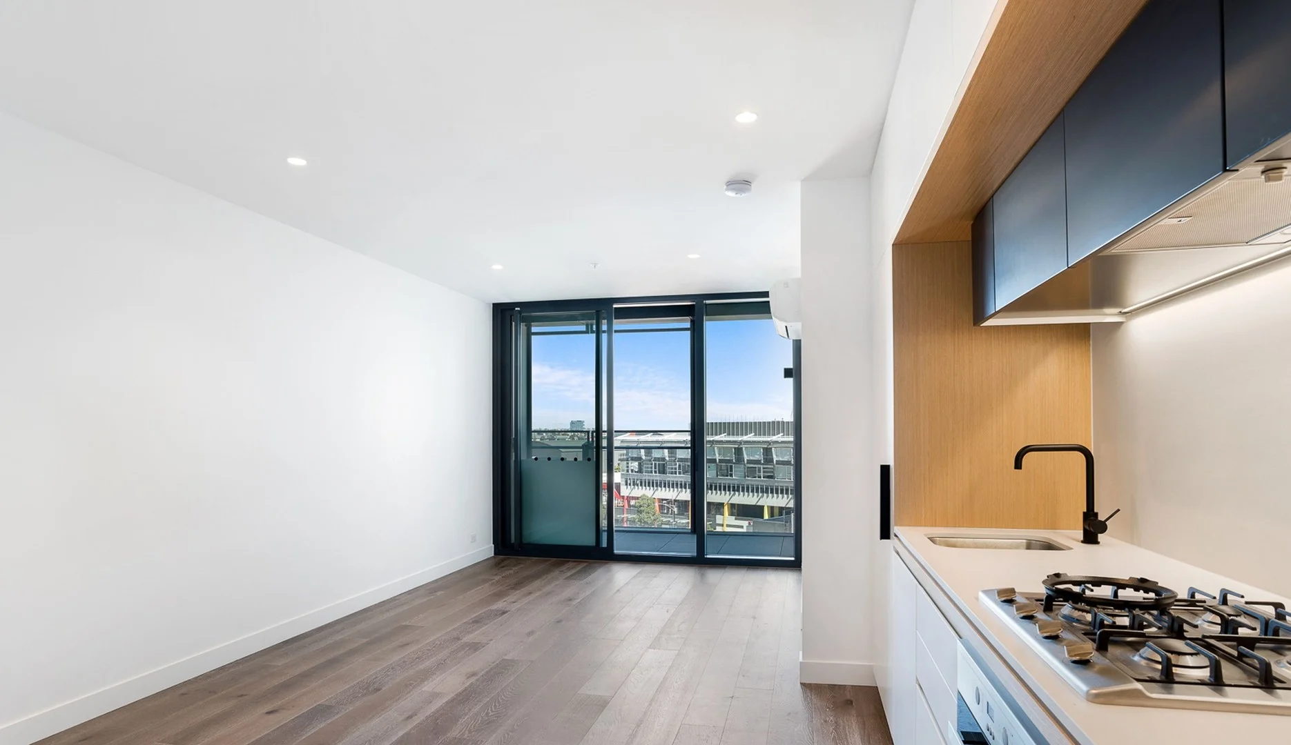 804/15 Doepel Way, Docklands VIC 3008